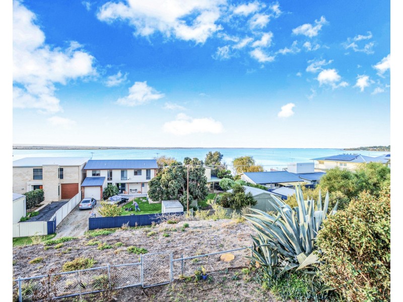 30-32 Sidney Parade, Hindmarsh Island SA 5214