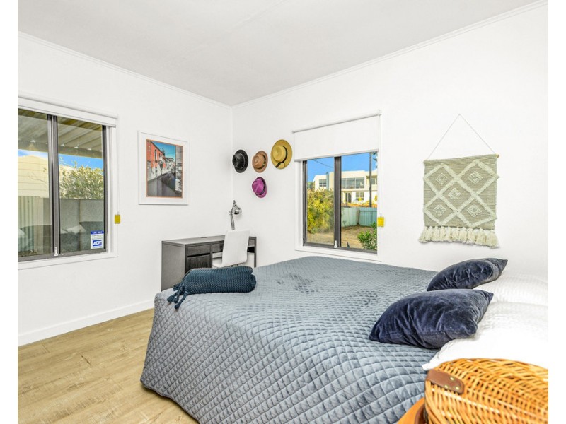 30-32 Sidney Parade, Hindmarsh Island SA 5214