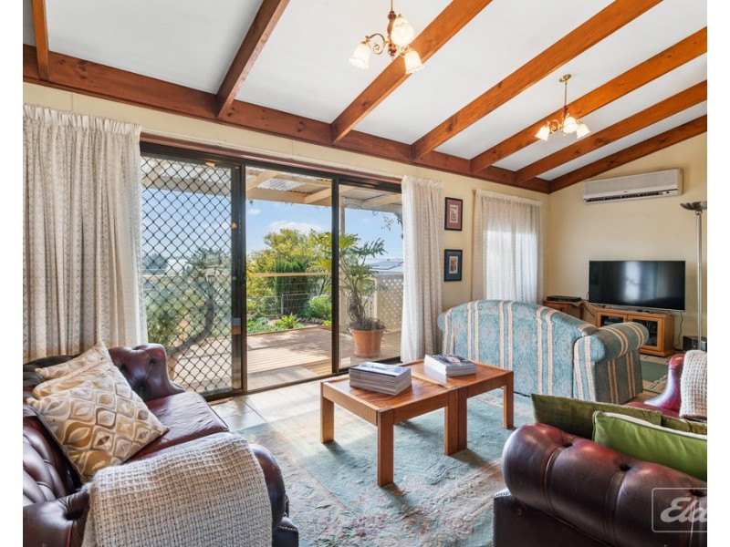 28 Sidney Parade, Hindmarsh Island SA 5214