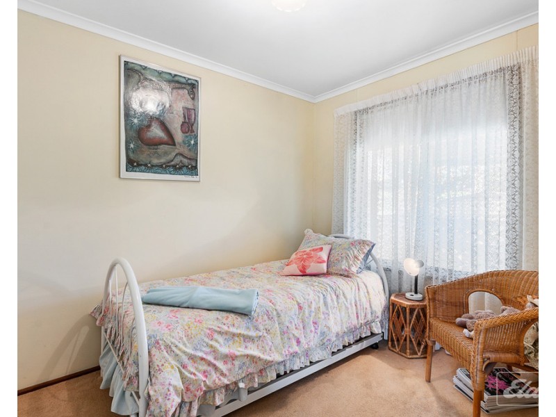 28 Sidney Parade, Hindmarsh Island SA 5214