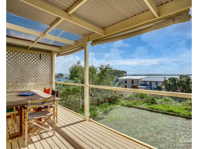 28 Sidney Parade, Hindmarsh Island SA 5214