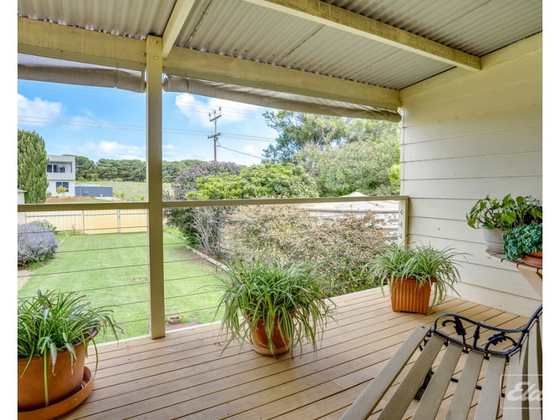 28 Sidney Parade, Hindmarsh Island SA 5214