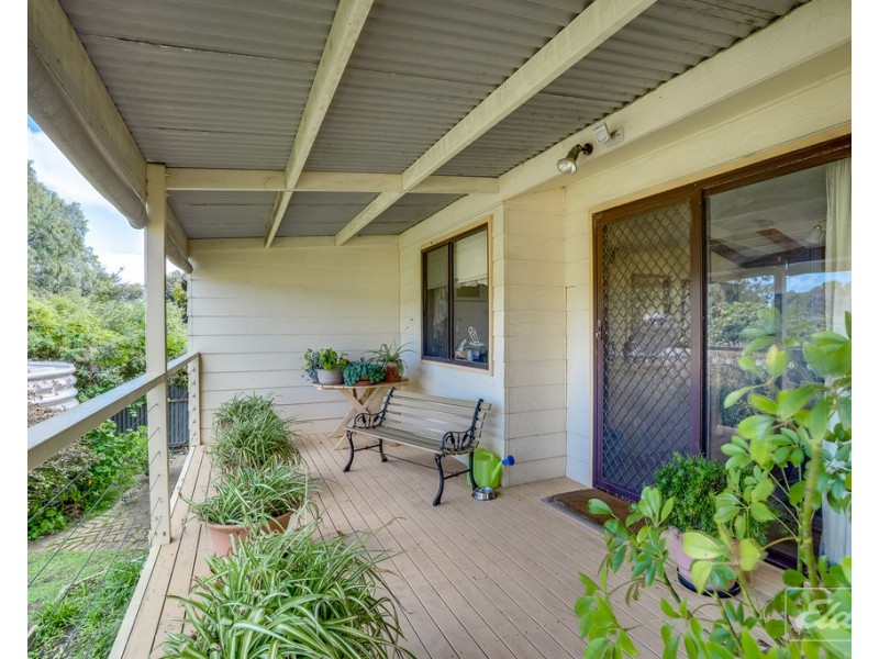 28 Sidney Parade, Hindmarsh Island SA 5214