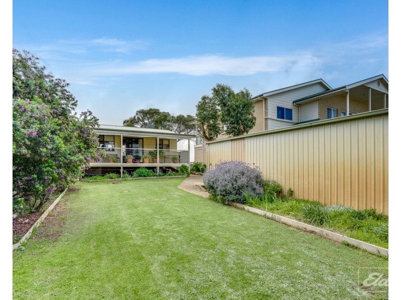 28 Sidney Parade, Hindmarsh Island SA 5214