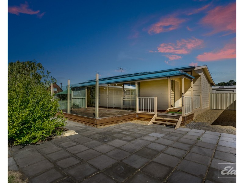 68 Sidney Parade, Hindmarsh Island SA 5214