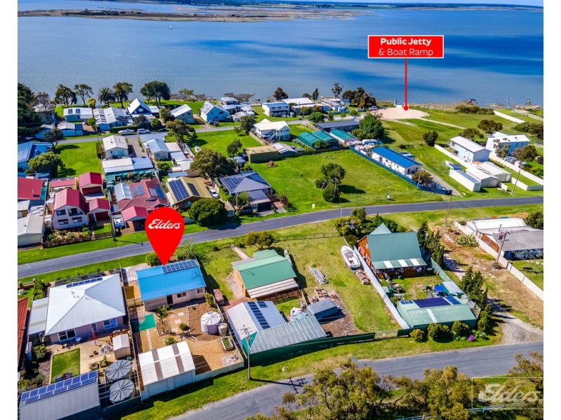 68 Sidney Parade, Hindmarsh Island SA 5214