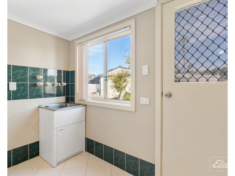 68 Sidney Parade, Hindmarsh Island SA 5214
