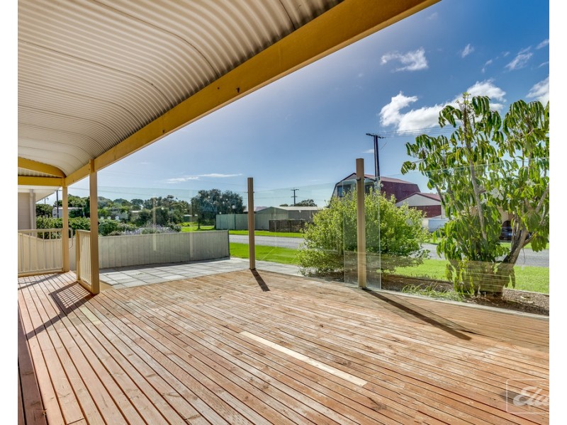 68 Sidney Parade, Hindmarsh Island SA 5214