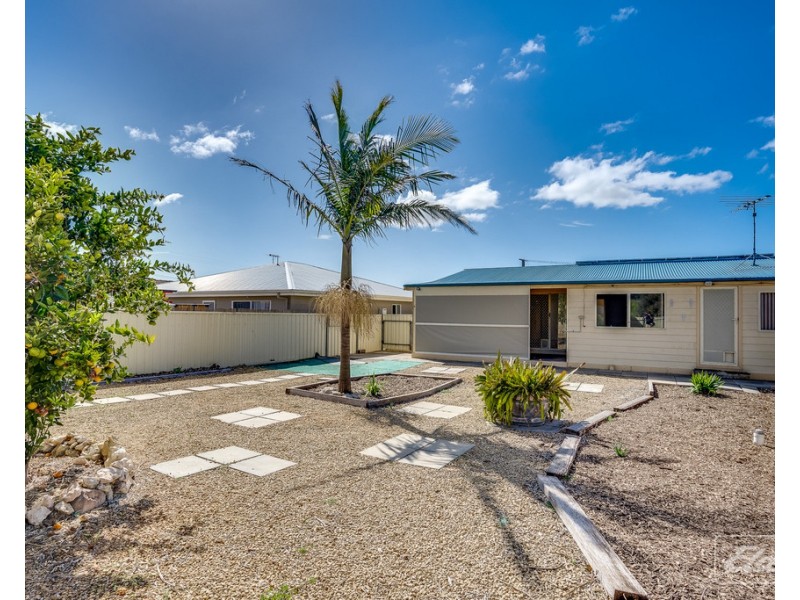 68 Sidney Parade, Hindmarsh Island SA 5214