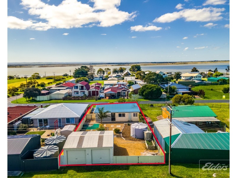 68 Sidney Parade, Hindmarsh Island SA 5214
