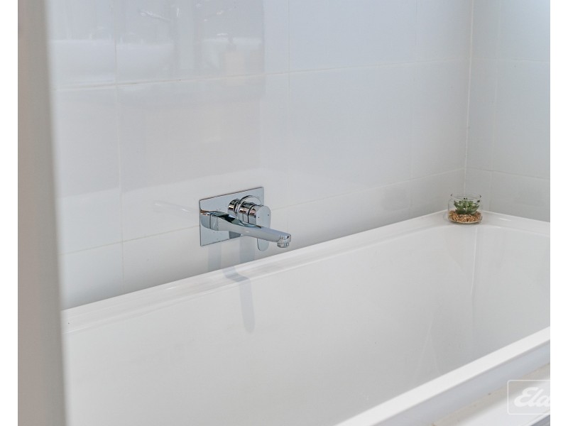 24 Mentone Road, Hayborough SA 5211