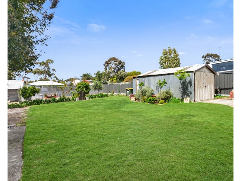 10 Field Avenue, Victor Harbor SA 5211