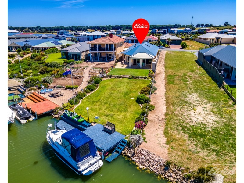 51 Britannia Parade, Hindmarsh Island SA 5214