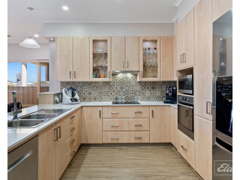 51 Britannia Parade, Hindmarsh Island SA 5214