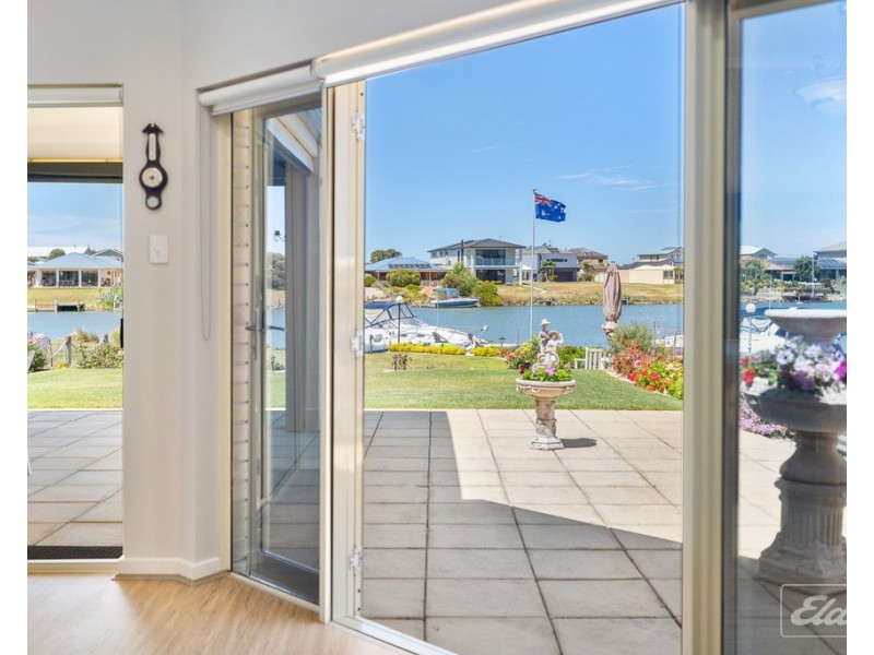 51 Britannia Parade, Hindmarsh Island SA 5214