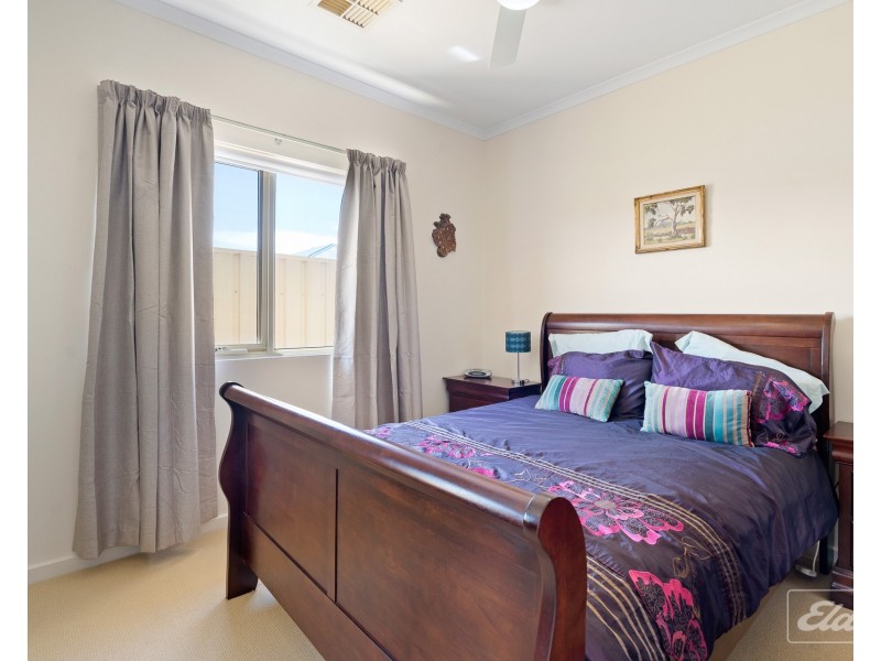 51 Britannia Parade, Hindmarsh Island SA 5214