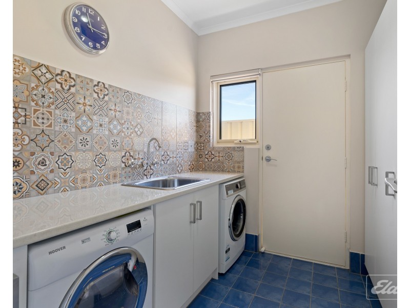 51 Britannia Parade, Hindmarsh Island SA 5214