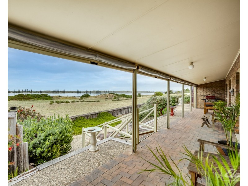 6 Excelsior Parade, Hindmarsh Island SA 5214