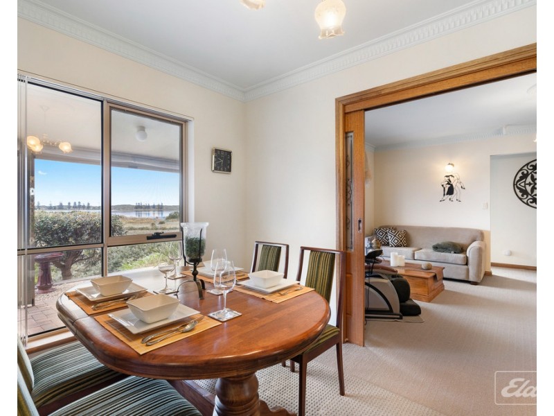 6 Excelsior Parade, Hindmarsh Island SA 5214