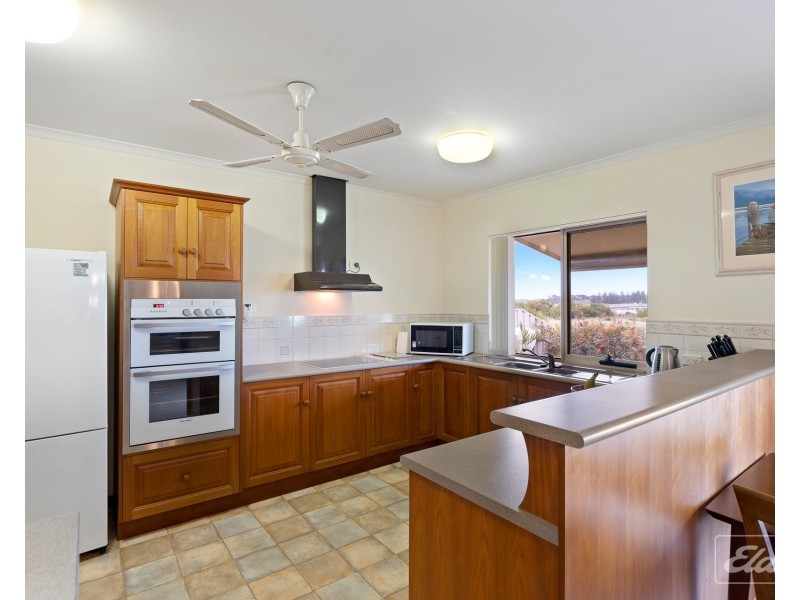 6 Excelsior Parade, Hindmarsh Island SA 5214