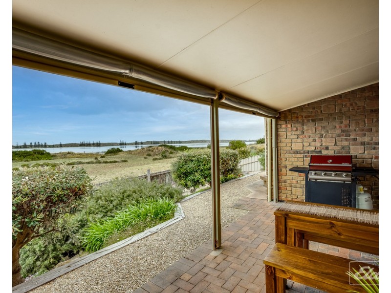 6 Excelsior Parade, Hindmarsh Island SA 5214