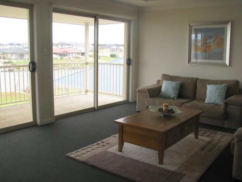 32 Wentworth Parade, Hindmarsh Island SA 5214