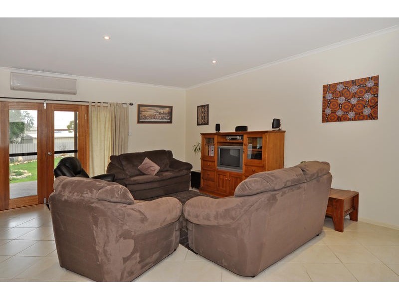 4 Merrett Avenue, Goolwa Beach SA 5214