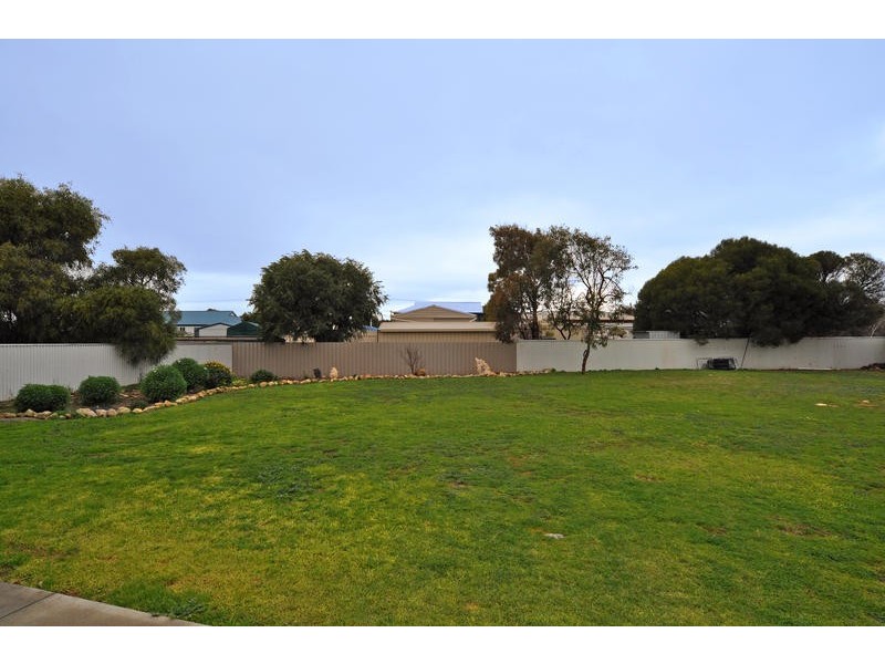 4 Merrett Avenue, Goolwa Beach SA 5214