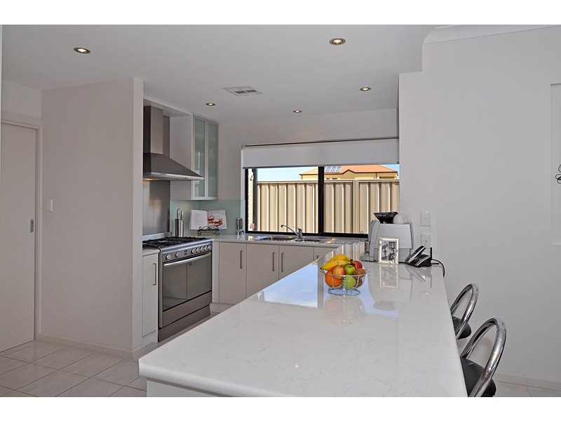 163 Excelsior Parade, Hindmarsh Island SA 5214