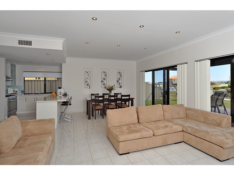 163 Excelsior Parade, Hindmarsh Island SA 5214