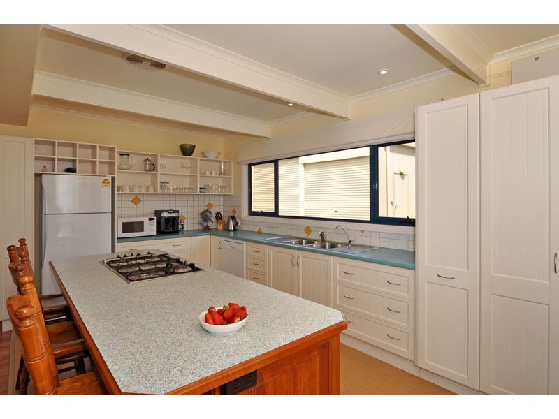 67 Batson Parade, Hindmarsh Island SA 5214