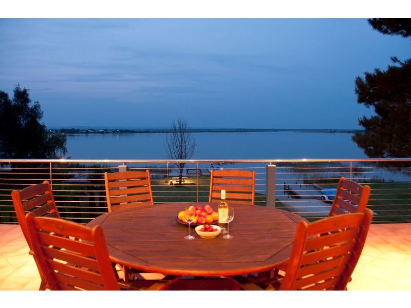 67 Batson Parade, Hindmarsh Island SA 5214