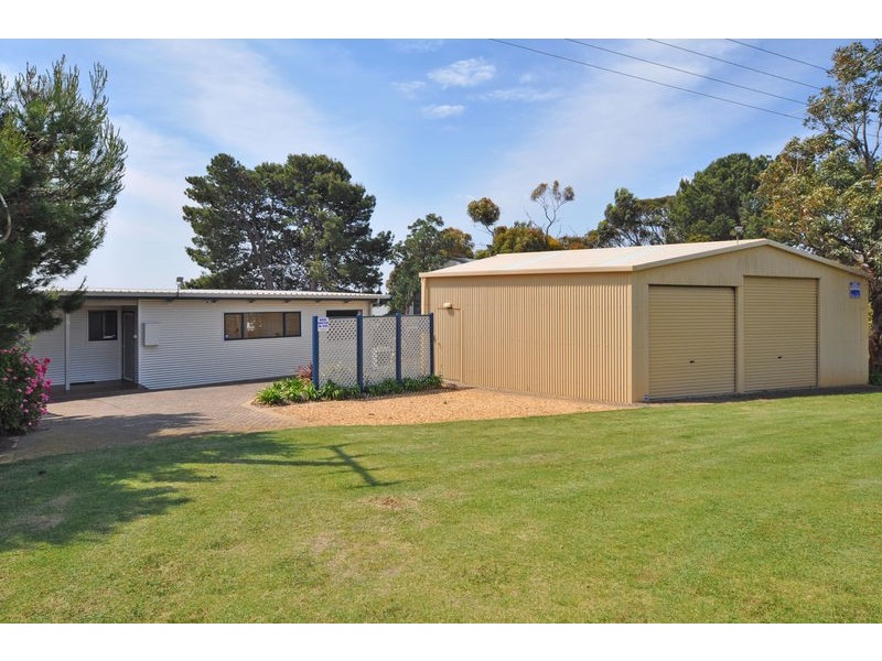 67 Batson Parade, Hindmarsh Island SA 5214