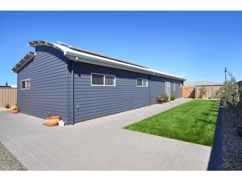 12 Lawrence Street, Goolwa SA 5214