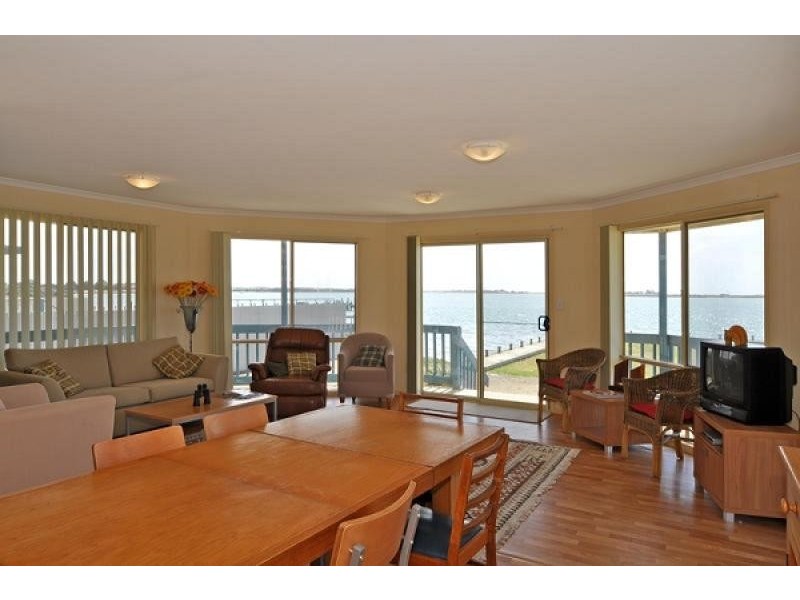 98 Mundoo Channel Drive, Hindmarsh Island SA 5214