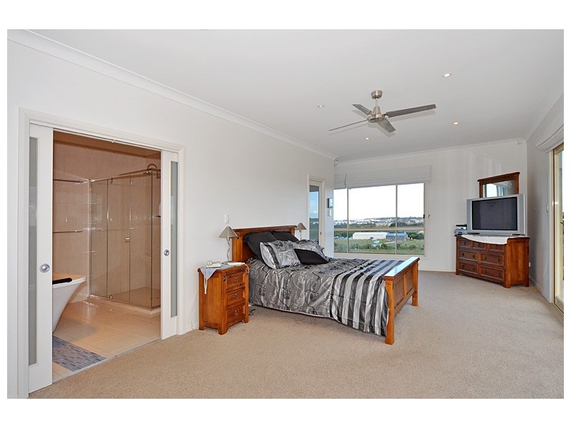 Lot 33 Captain Sturt Parade, Hindmarsh Island SA 5214