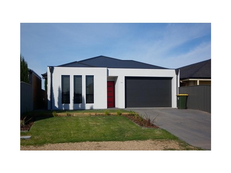 166 Wentworth Parade, Hindmarsh Island SA 5214