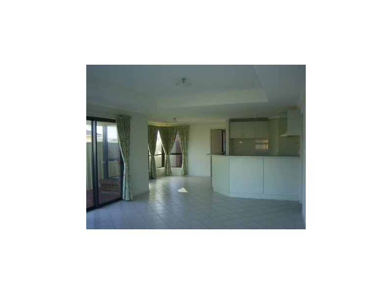 35 Britannia Parade, Hindmarsh Island SA 5214