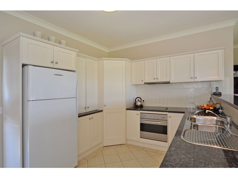 15 Vesta Drive, Hindmarsh Island SA 5214