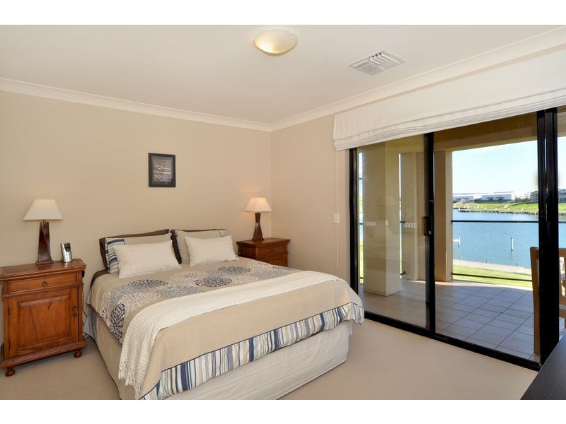 15 Vesta Drive, Hindmarsh Island SA 5214