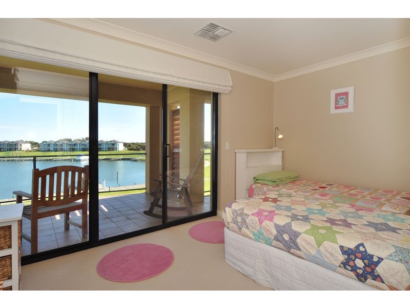 15 Vesta Drive, Hindmarsh Island SA 5214