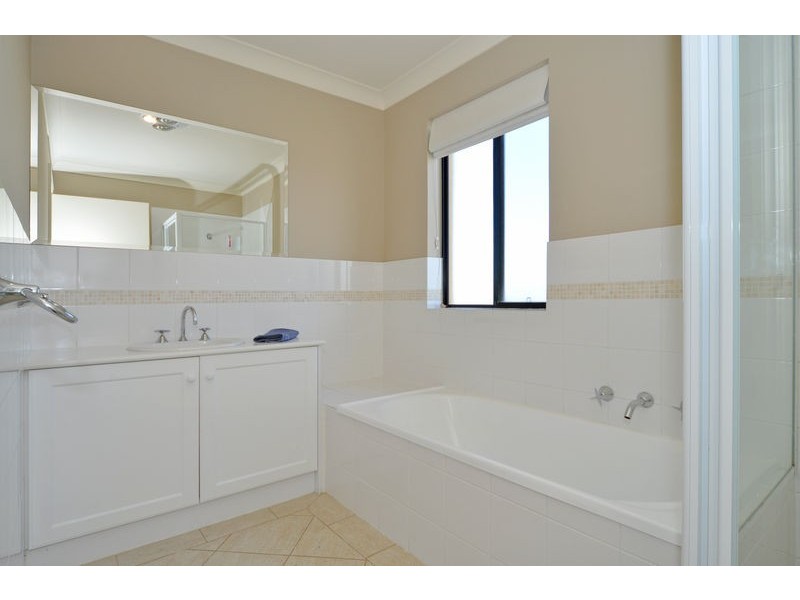 15 Vesta Drive, Hindmarsh Island SA 5214