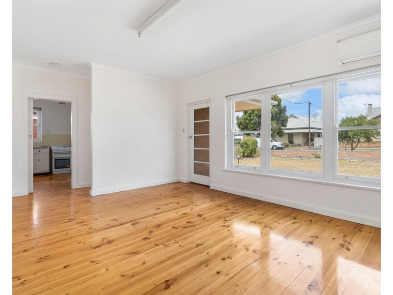 10 Grantley Avenue, Victor Harbor SA 5211