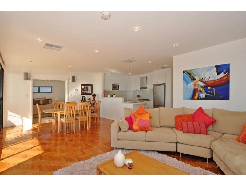 95 Captain Sturt Parade, Hindmarsh Island SA 5214