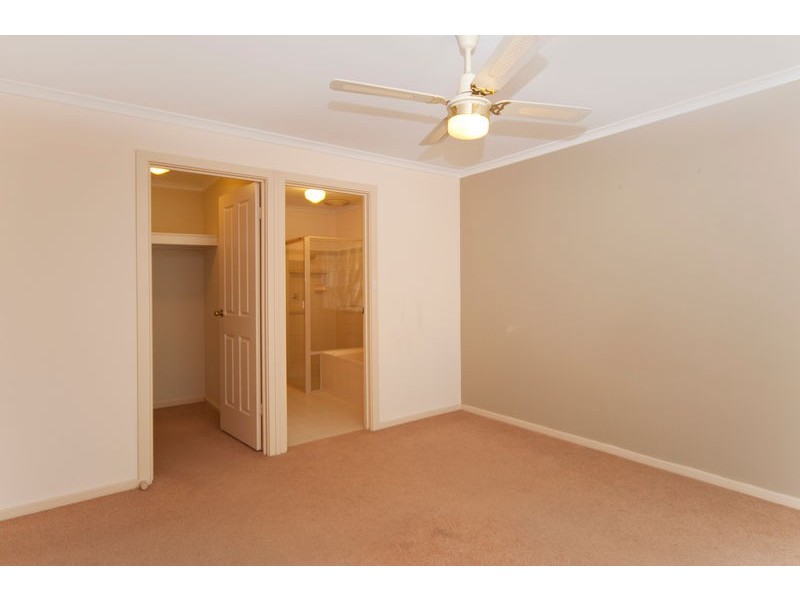 100 Fenchurch Street, Goolwa SA 5214