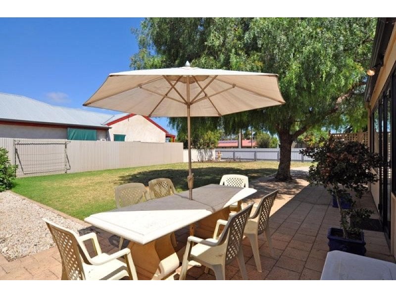 16 Oliver Street, Goolwa SA 5214