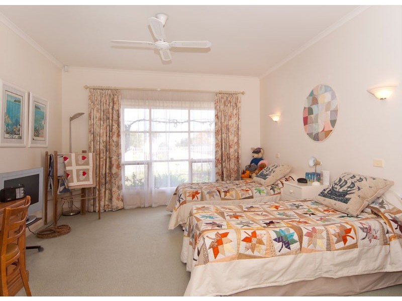 8 Dowland Street, Goolwa SA 5214