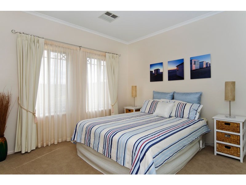 64 Providence Place, Hindmarsh Island SA 5214