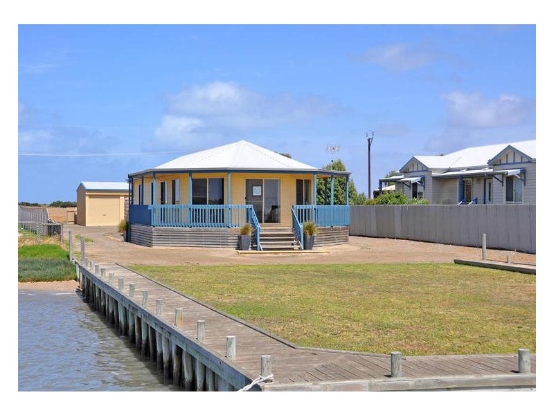 98 Mundoo Channel Drive, Hindmarsh Island SA 5214