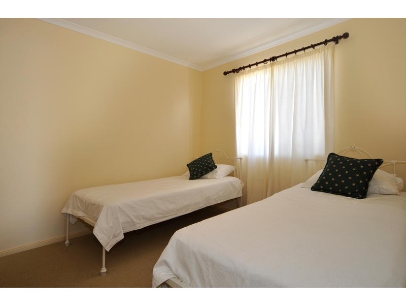 98 Mundoo Channel Drive, Hindmarsh Island SA 5214